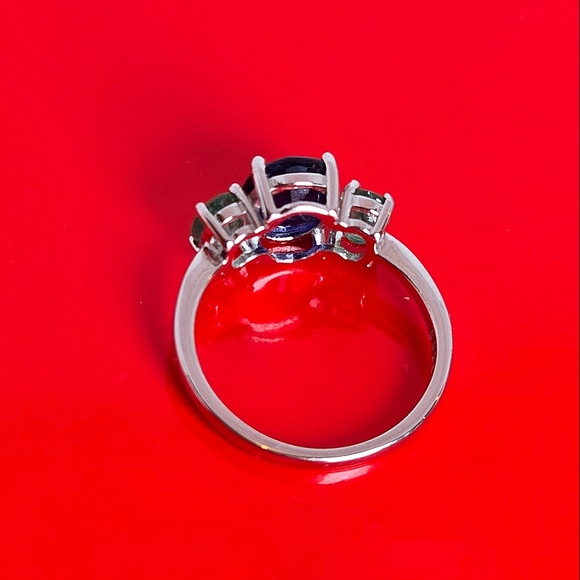Natural Blue Sapphire & Emerald 925 Sterling Silver Ring - Picture 7 of 8
